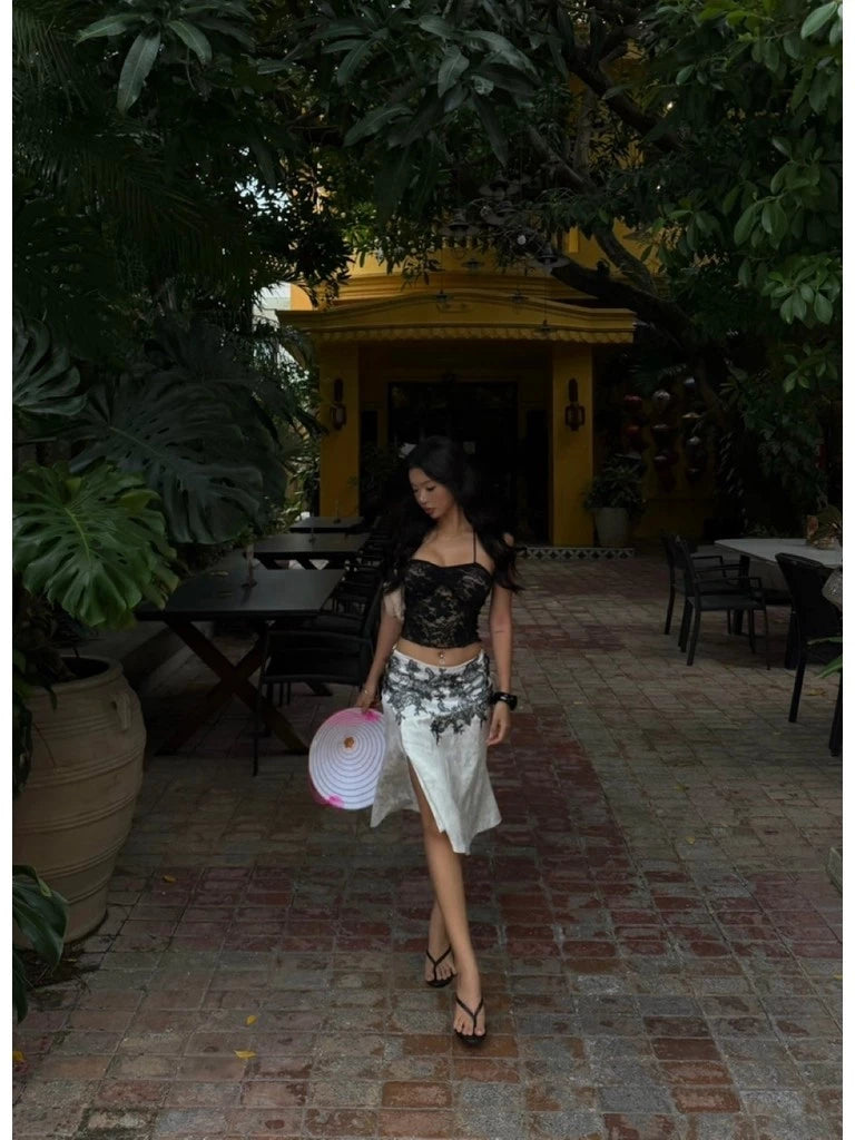 REMY SKIRT – Gonghaze Remy Skirt – White Brocade Silk Midi Skirt